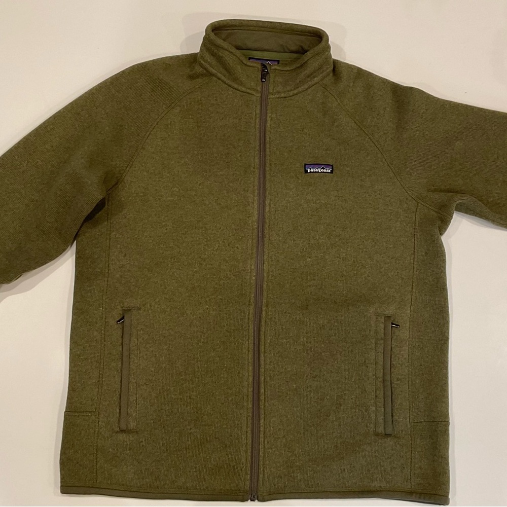 Patagonia Men’s Green Zip-Up Sweater Jacket Large. Like new
